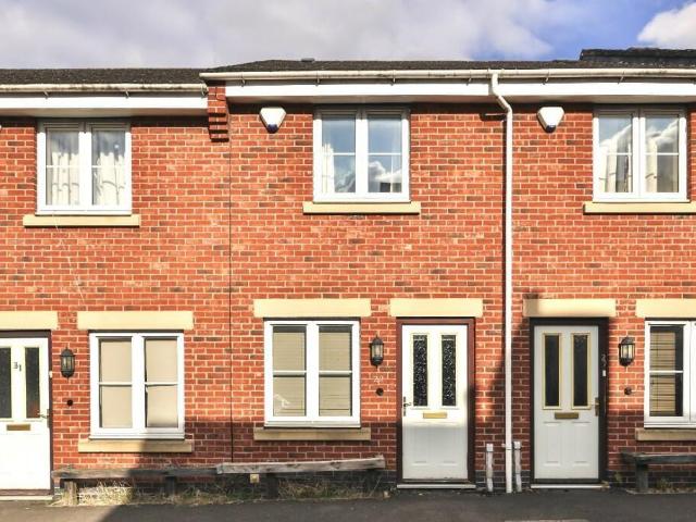 Princes Street, Rugby, CV21 2 bed mews to rent £995 pcm £230 pw
