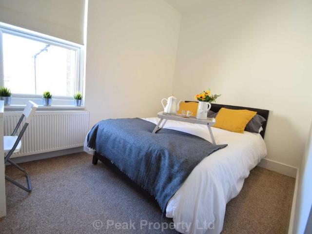 Princes Street, Southend On Sea SS1 1 bed in a house share to rent £550 pcm £127 pw
