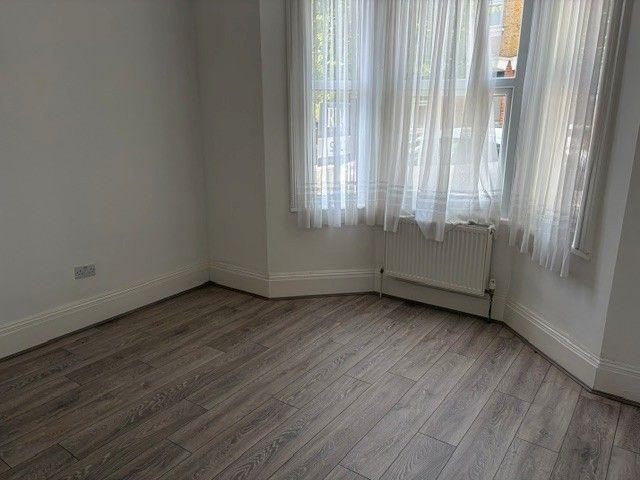 Princes Street, Southend On Sea SS1, 2 bed flat to rent, £5,417 pcm | PrimeLocation