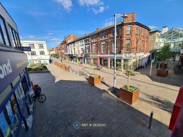 Princes Street, Stockport SK1, 2 bed flat to rent, £1,100 pcm | PrimeLocation