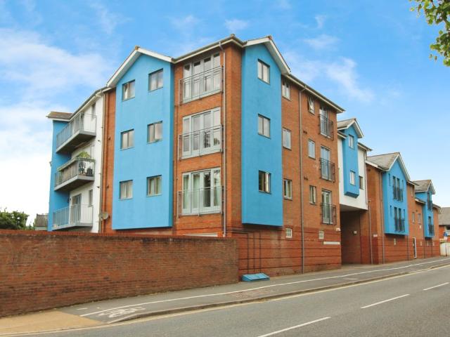Princess Alexandra Court, Bonhay Road, Exeter, Devon EX4, 2 bed flat to rent, £1,500 pcm | PrimeLocation