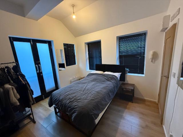 Princess Alley, Wolverhampton WV1, 1 bed flat to rent, £700 pcm | PrimeLocation