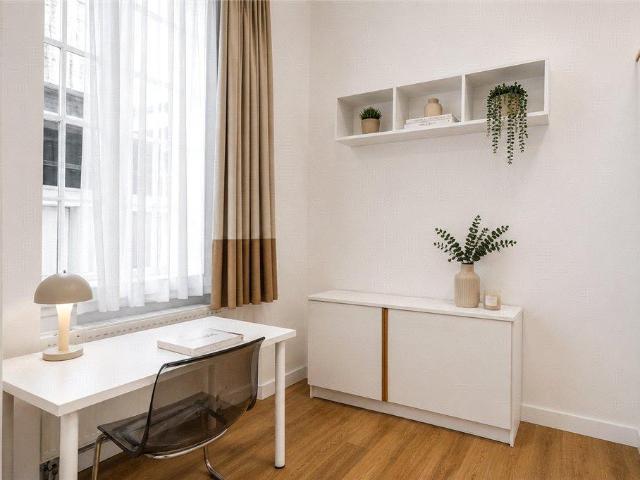 Princess Beatrice House, Chelsea. Studio to rent £1,798 pcm £415 pw