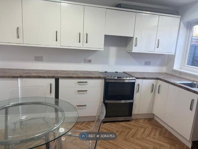 Princess Gardens, Bristol BS16, 3 bed terraced house to rent, £1,800 pcm | PrimeLocation