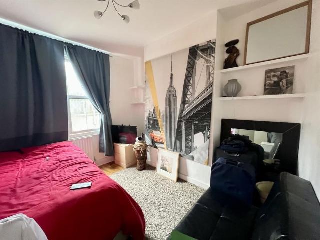 Princess Road, Croydon