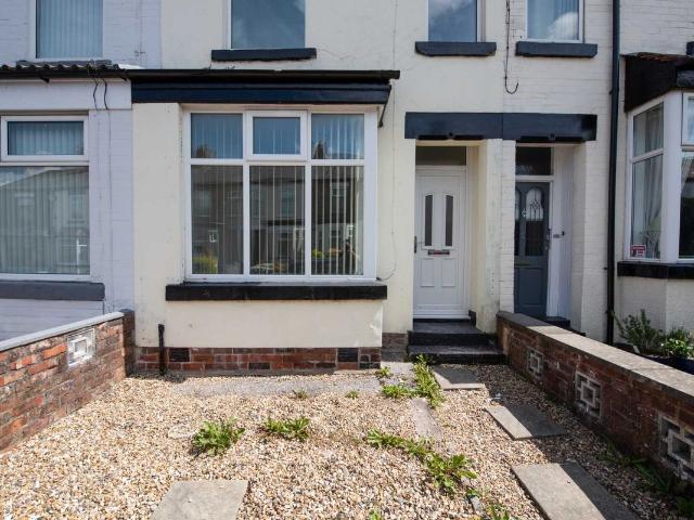 Princess Road, Prestwich M25, 2 bed terraced house to rent, £1,150 pcm | PrimeLocation