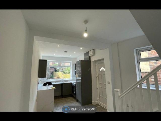 Princess St, Barnsley S70, 3 bed terraced house to rent, £800 pcm | PrimeLocation