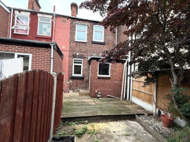 Princess Street, Barnsley, South Yorkshire S70, 2 bed terraced house to rent, £750 pcm | PrimeLocation