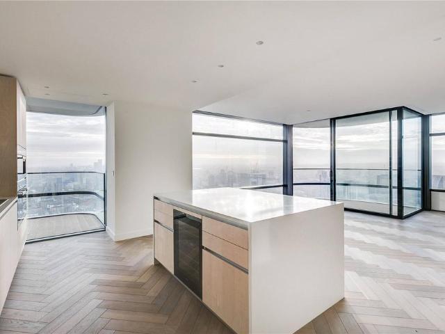 Principal Place, Worship Street. 3 bed flat to rent £8,600 pcm £1,985 pw