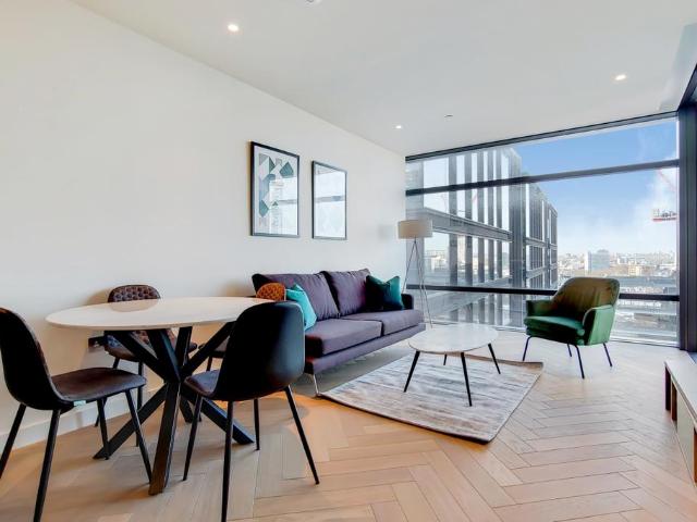 Principal Tower, London, EC2A 1 bed flat to rent £3,683 pcm £850 pw