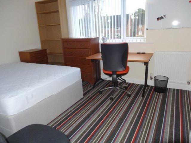 Prior Deram Walk, Coventry, West Midlands CV4, 3 bed shared accommodation to rent, £741 pppm | PrimeLocation