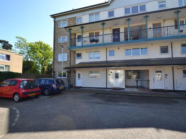 Priory Close, Hoddesdon, Hertfordshire EN11, 2 bed maisonette to rent, £1,575 pcm | PrimeLocation