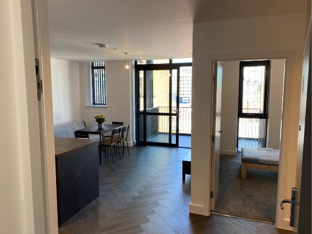 Priory House, Birmingham B5, 3 bed flat to rent, £2,100 pcm | PrimeLocation