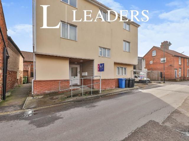 Priory Lane, Bungay NR35, 1 bed flat to rent, £725 pcm | PrimeLocation