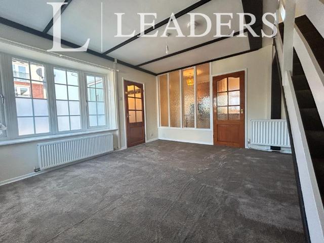 Priory Square, B80 2 bed cottage to rent £975 pcm £225 pw