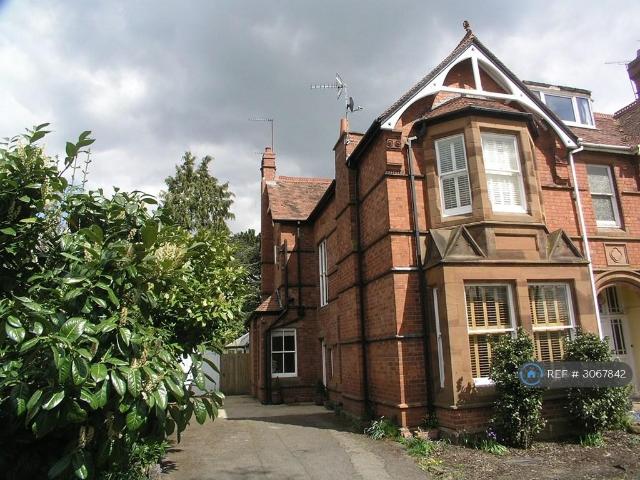 Priory Road, Kenilworth, CV8 1 bed in a house share to rent £720 pcm £166 pw