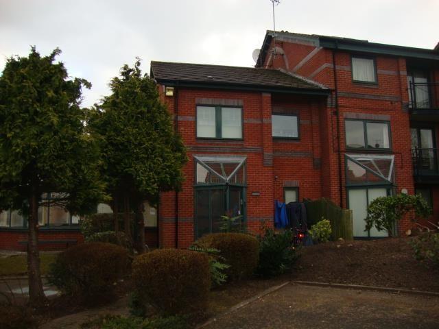 Priory Wharf, Birkenhead CH41, 1 bed flat to rent, £750 pcm | PrimeLocation