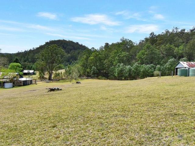 Pristine Acreage Retreat in the Heart of Yengo National Park