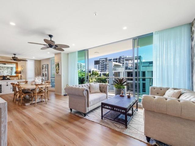 Pristine Apartment With Almost 110m2 of Living Area!
