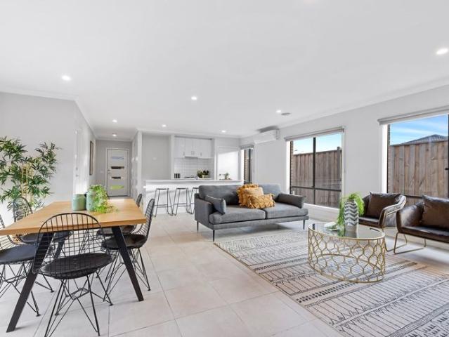 PRISTINE FAMILY HOME IN A DESIRED LOCATION