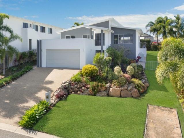 Pristine Hillside Entertainer with Unforgettable Views
