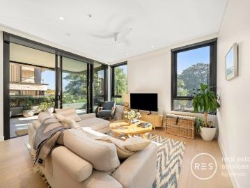 PRISTINE LIGHT FILLED OVER 55'S LIVING IN RESORT STYLE 'LANGLEE' BUILDING VIEWINGS BY PRIVATE APPOINTMENT