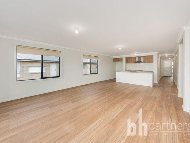 Pristine living in Paddlesteamer Estate