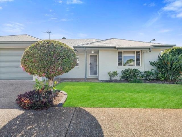 Pristine Lowset Villa in Prime Location
