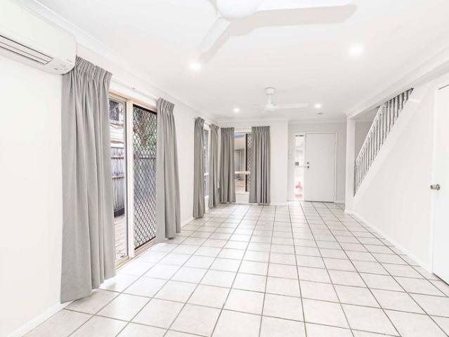 Pristine Pimlico Townhouse