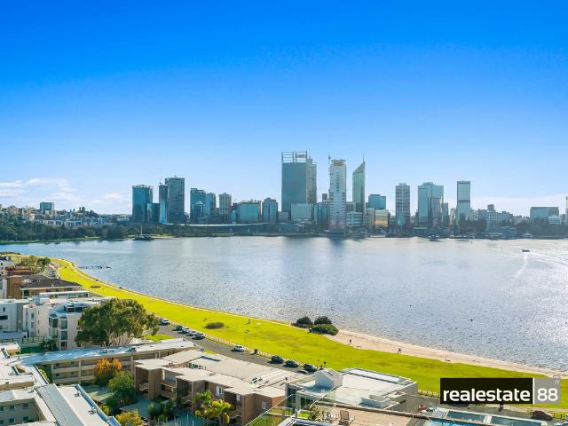 PRISTINE RIVER & CITY SKYLINE VIEWS!