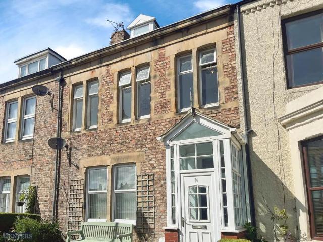 Prudhoe Terrace, Tynemouth 4 bed maisonette to rent £1,400 pcm £323 pw