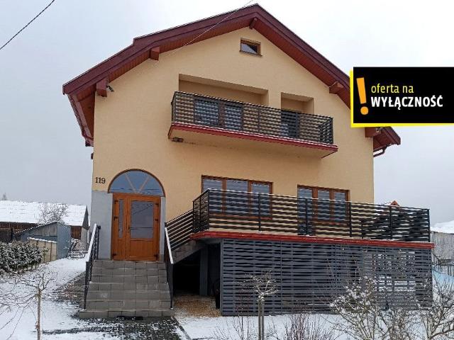 Do sprzedania przestronny dom 280 m² z panelami fotowoltaicznymi