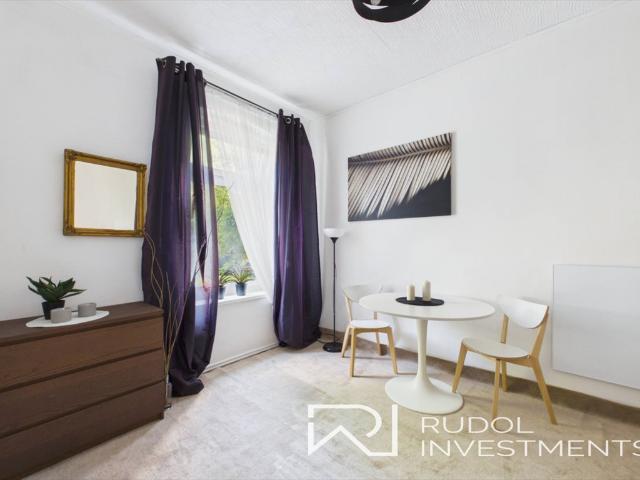 Przytulne 28 m² w centrum Łodzi z ogrodzonym podwórkiem