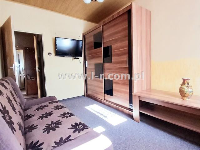 Przytulne 2 pokojowe mieszkanie z balkonem i dużą piwnicą