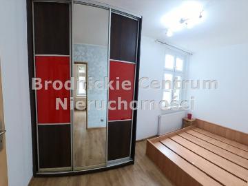 Przytulne 2 pokojowe mieszkanie z garażem i komórką