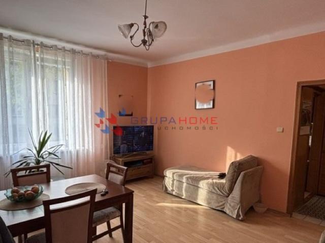 Przytulne 2 pokojowe mieszkanie 36 m² z dużą piwnicą