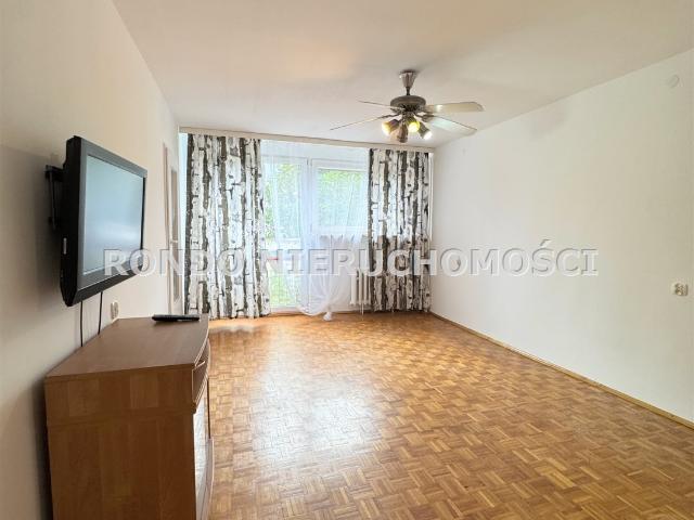 Przytulne 2 pokojowe mieszkanie 37 m² Krzyki z piwnicą
