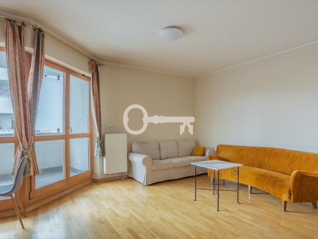 Przytulne 75 m² na Sadybie, 2 sypialnie, pełne wyposażenie
