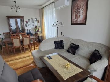 Przytulny dom 185 m² z widokiem na własną działkę w Kazimierzy Wielkiej