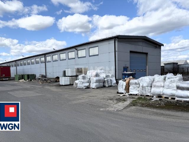 Przemysłowa nieruchomość 480 m² w Zawierciu polecam!