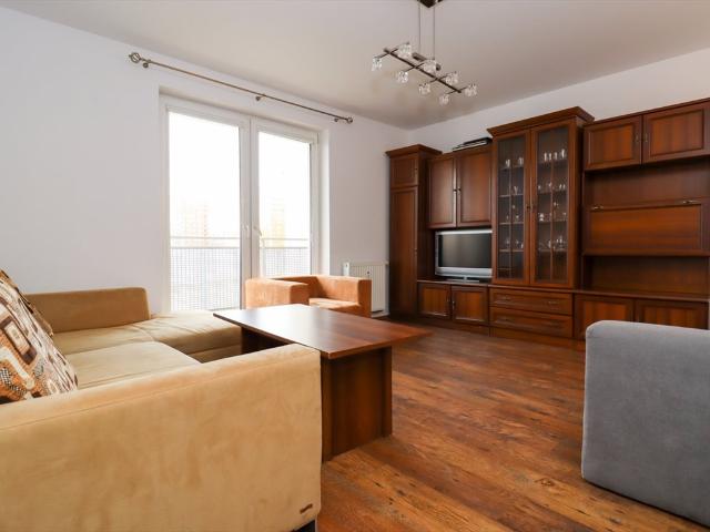 Przestronne 40,3 m² z balkonem i miejscem w hali garażowej