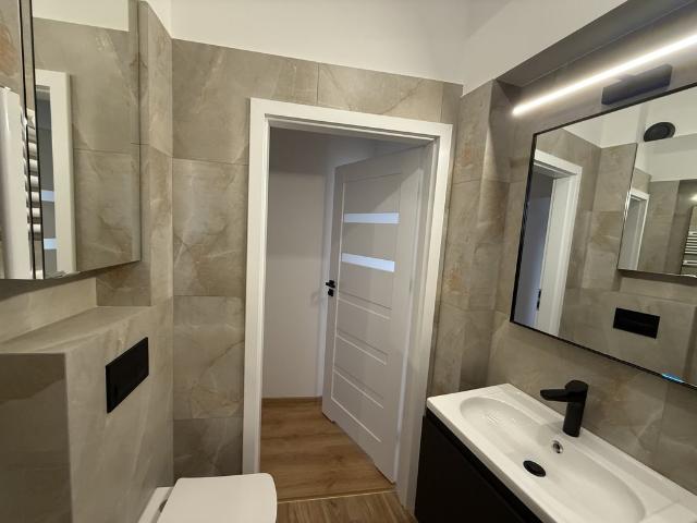 Przestronne 4 pokojowe mieszkanie 118 m² z balkonem i 2 łazienkami