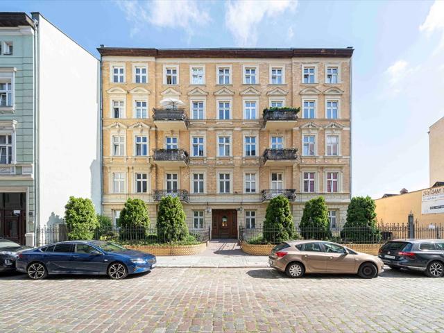 Przestronne 4 pokojowe mieszkanie 150 m² w kamienicy polecam