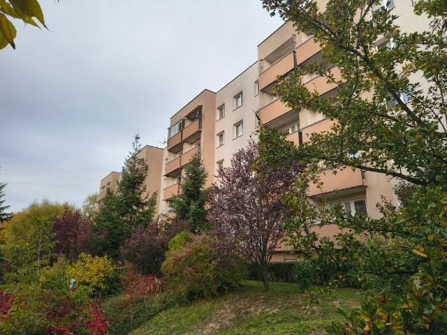 Przestronne 4 pokojowe mieszkanie 73 m2 loggia i piwnica