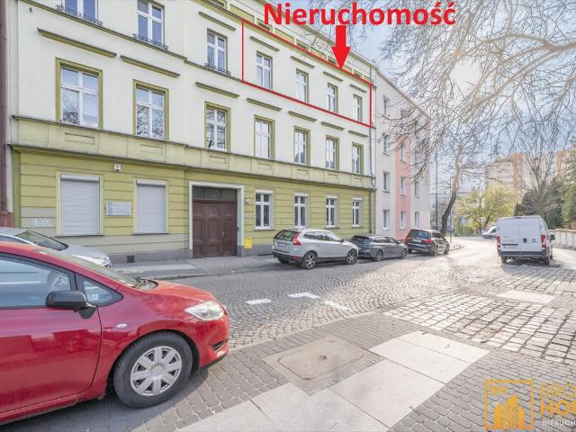 Przestronne 4 pokojowe mieszkanie w centrum Opola polecam!