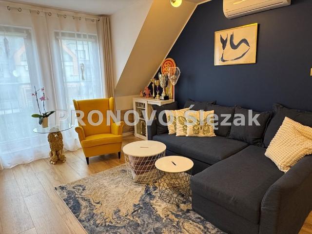 Przestronne 4 pokojowe mieszkanie w Obornikach Śląskich polecam