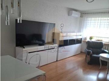 Przestronne 4 pokojowe mieszkanie z balkonem w Ścinawie