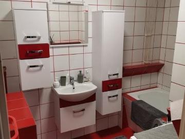 Przestronne 4 pokojowe mieszkanie z balkonem i klimatyzacją