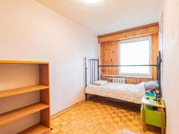 Przestronne 4 pokojowe mieszkanie z balkonem i piwnicą