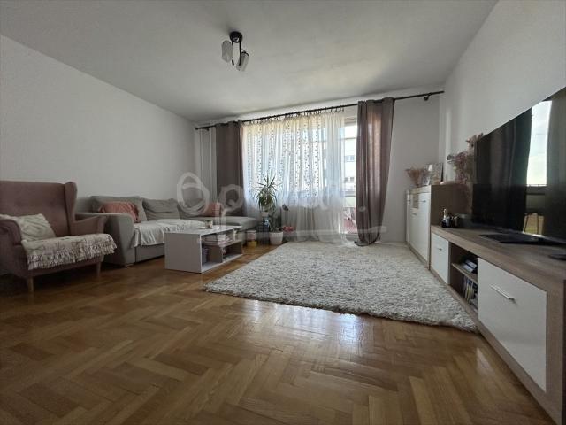 Przestronne 4 pokojowe mieszkanie z balkonem i pełną modernizacją